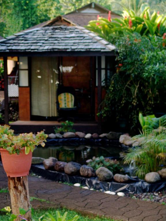 Tauhanihani Village Lodge La Vague Bleue Teahupoo 外观 照片