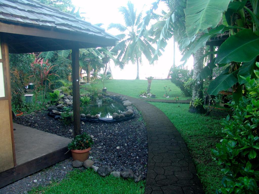 Tauhanihani Village Lodge La Vague Bleue Teahupoo 外观 照片
