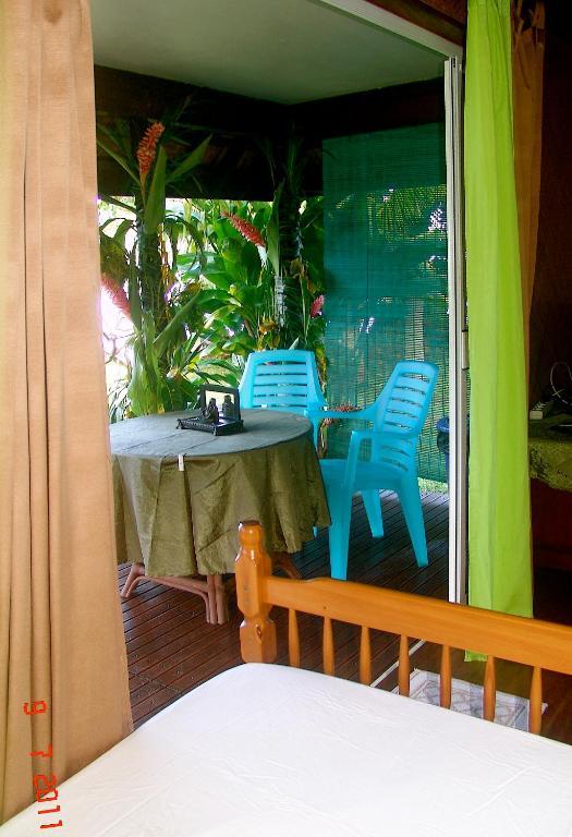 Tauhanihani Village Lodge La Vague Bleue Teahupoo 客房 照片